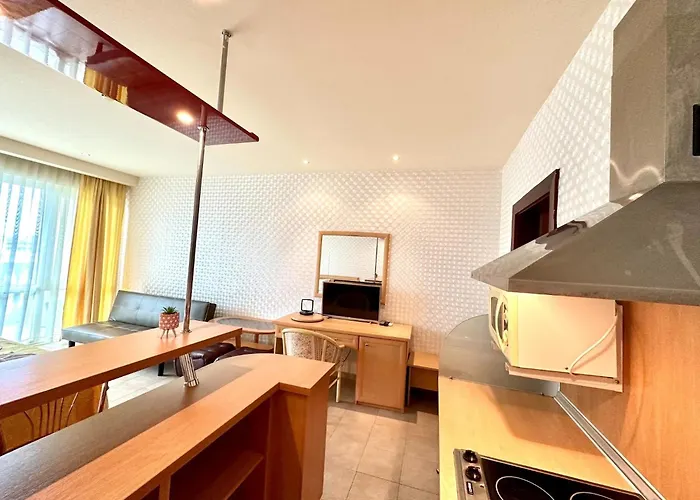 Menada Miramar Palace شقة *