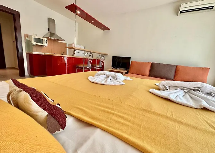 Menada Miramar Palace