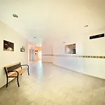 Menada Miramar Palace شقة