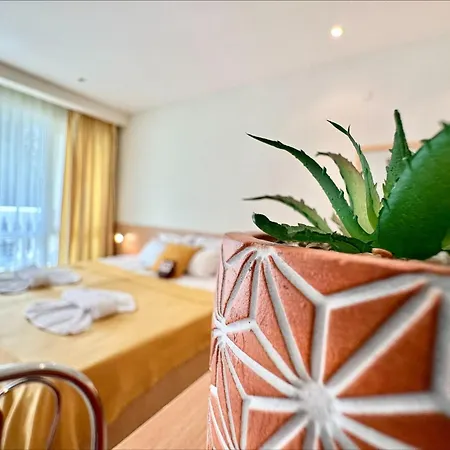 Lägenhet Menada Miramar Palace Slăntjev Brjag
