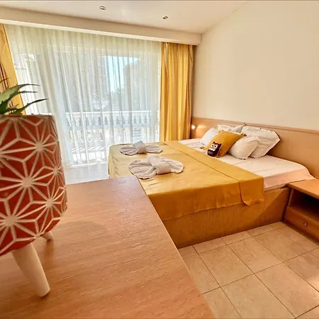 Menada Miramar Palace Lägenhet Slăntjev Brjag