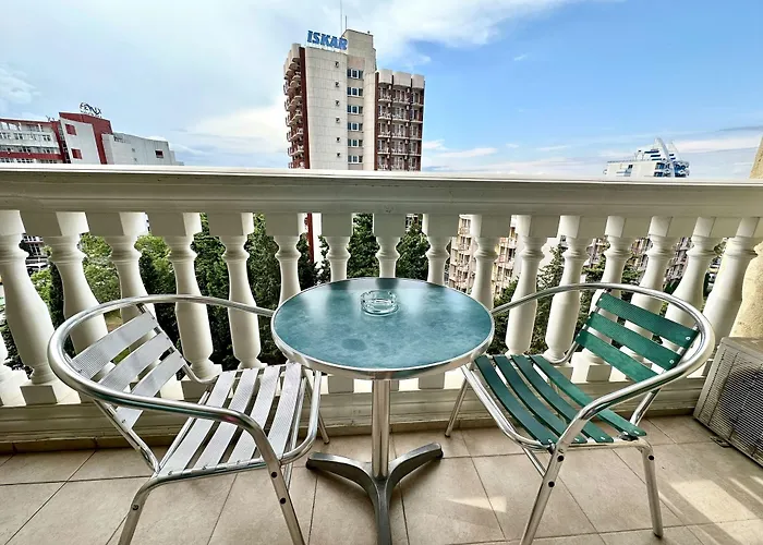 Menada Miramar Palace *