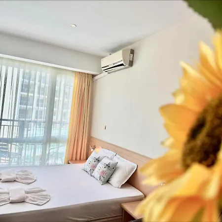 Apartmán Menada Miramar Palace *