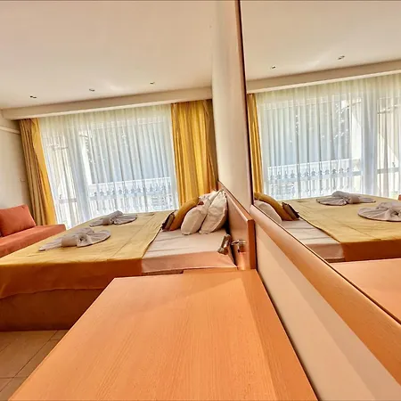 Apartmán Menada Miramar Palace *