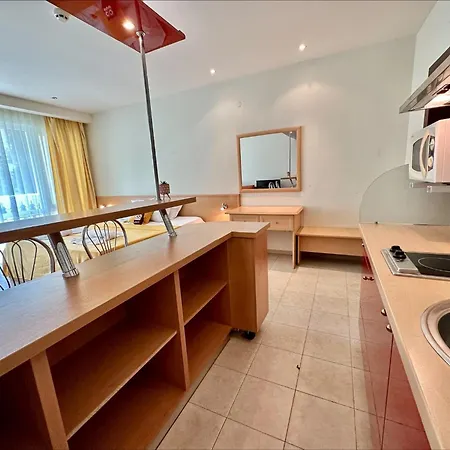 Menada Miramar Palace Apartmán