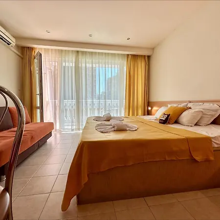 Menada Miramar Palace Sluneční pobřeží