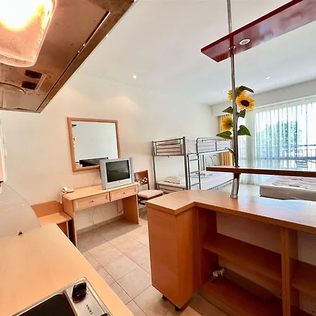 Menada Miramar Palace 阳光海滩