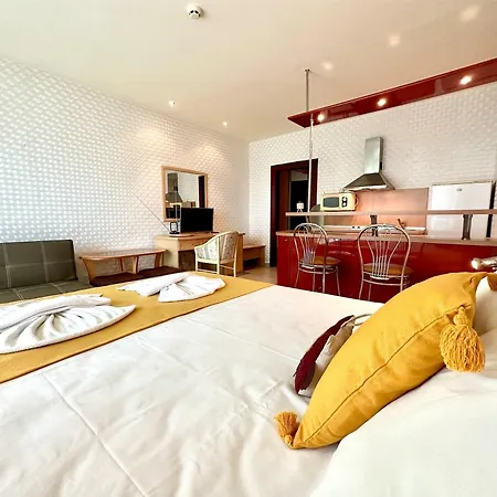 Menada Miramar Palace