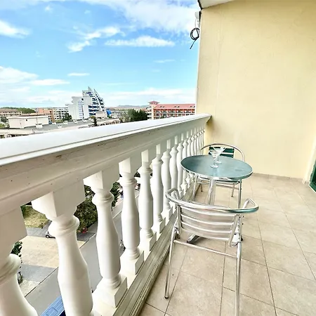 Menada Miramar Palace * 阳光海滩