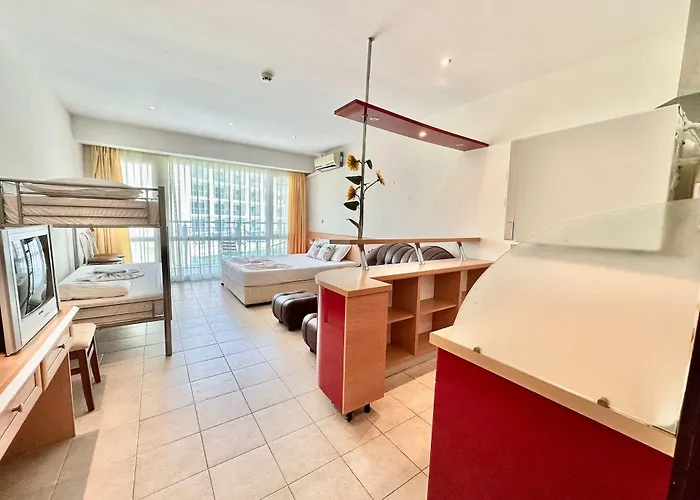 Menada Miramar Palace *